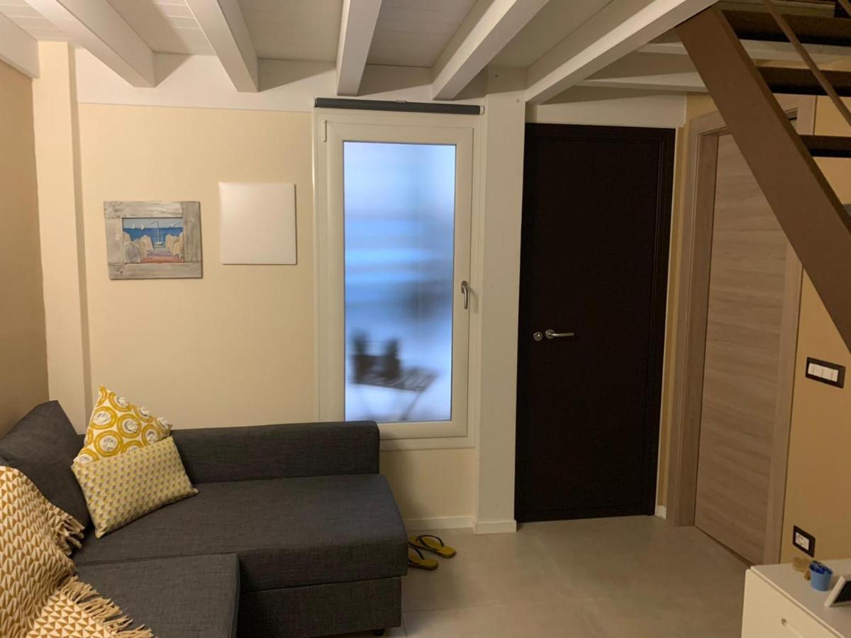 Nuovissimo Appartamento Lungomare Bari Buitenkant foto